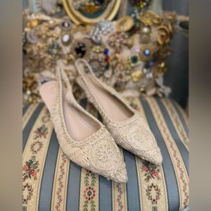 Sold on eBay- Elegant Cream Embroidered Women's Shoes